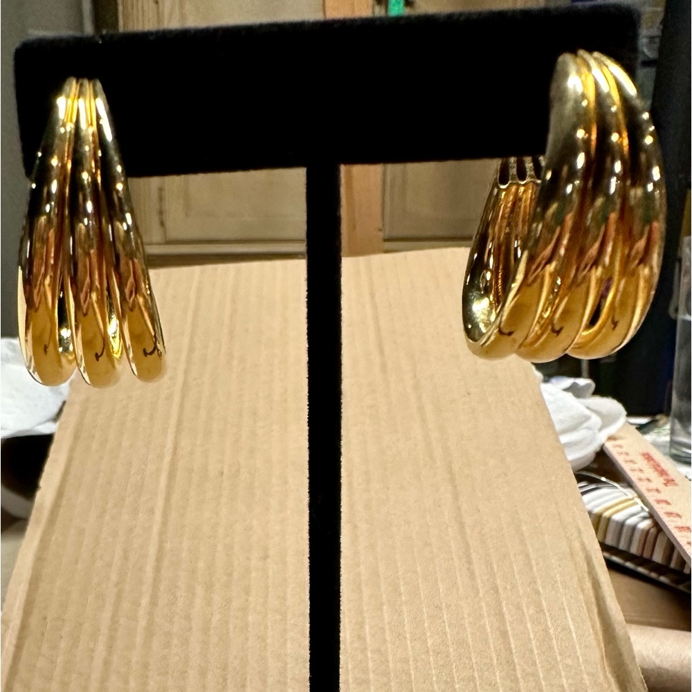 Goldtone Hoops